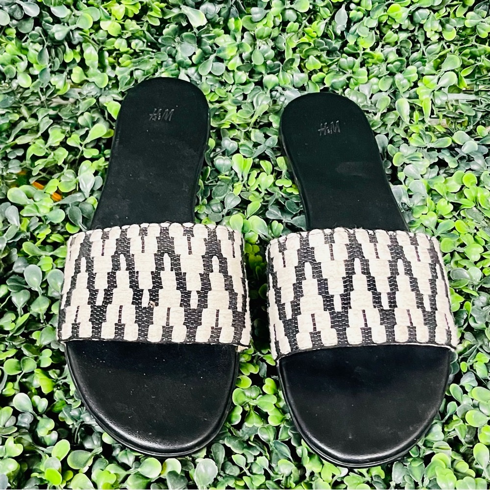 H&M Jacquard-Weave Mules slides size 8.5.